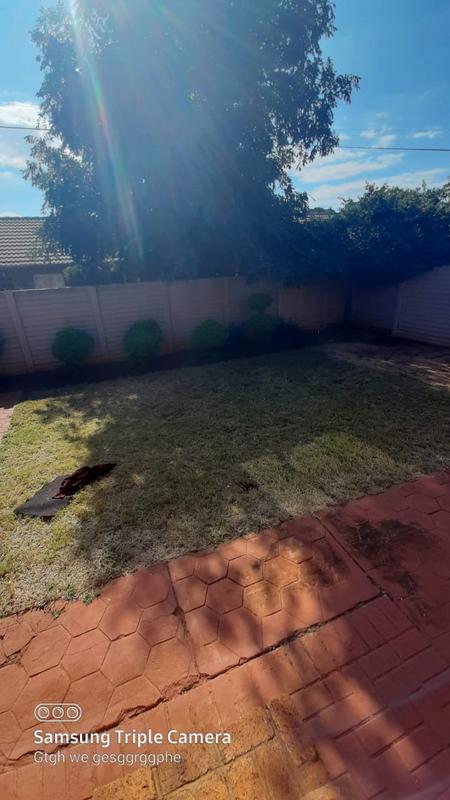 2 Bedroom Property for Sale in Chantelle Gauteng