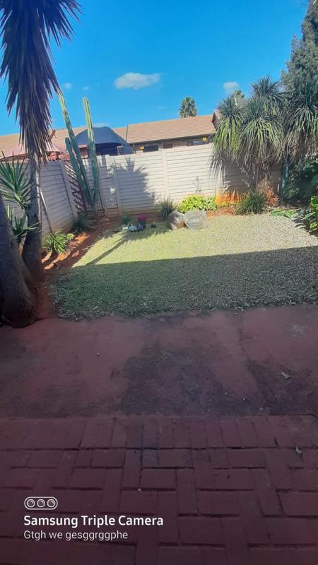 2 Bedroom Property for Sale in Chantelle Gauteng