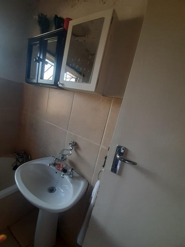 2 Bedroom Property for Sale in Chantelle Gauteng