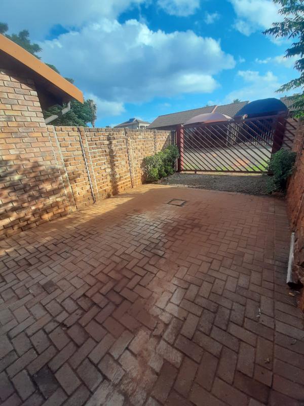 2 Bedroom Property for Sale in Chantelle Gauteng