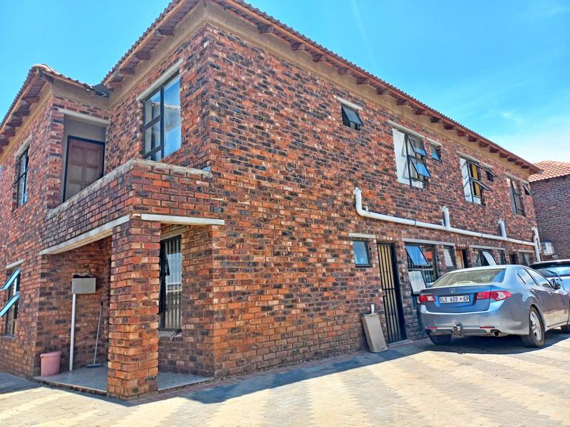 16 Bedroom Property for Sale in Birch Acres Gauteng