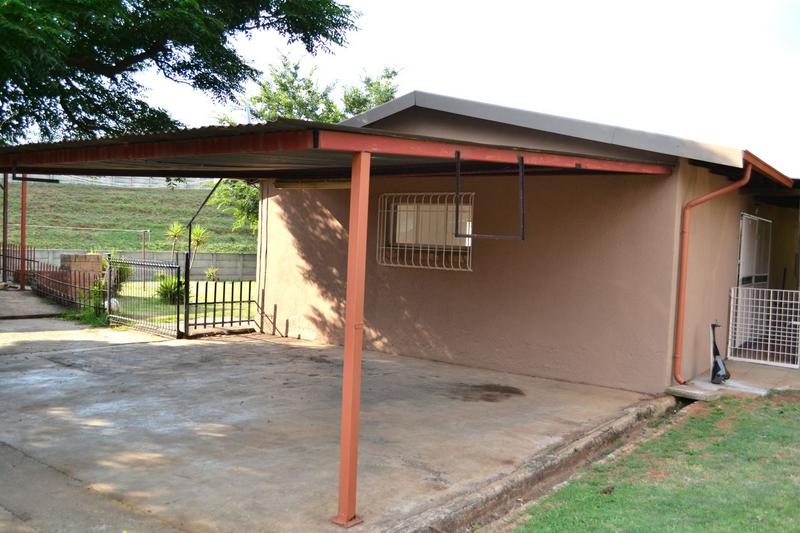 To Let 2 Bedroom Property for Rent in Rand Collieries Gauteng