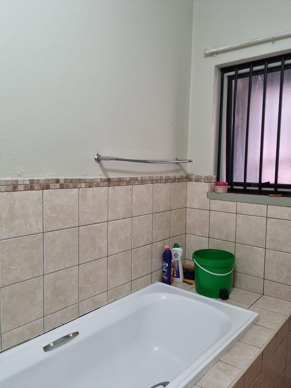 2 Bedroom Property for Sale in Carlswald Gauteng