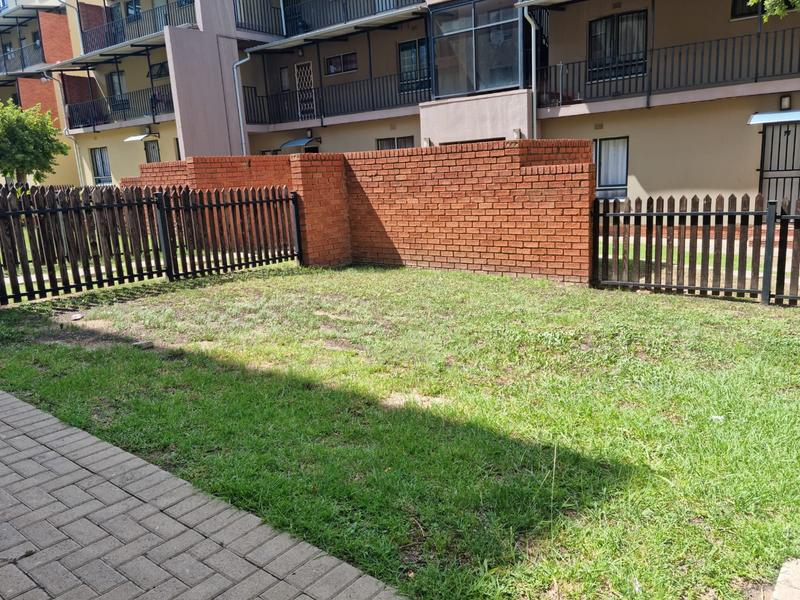 2 Bedroom Property for Sale in Carlswald Gauteng