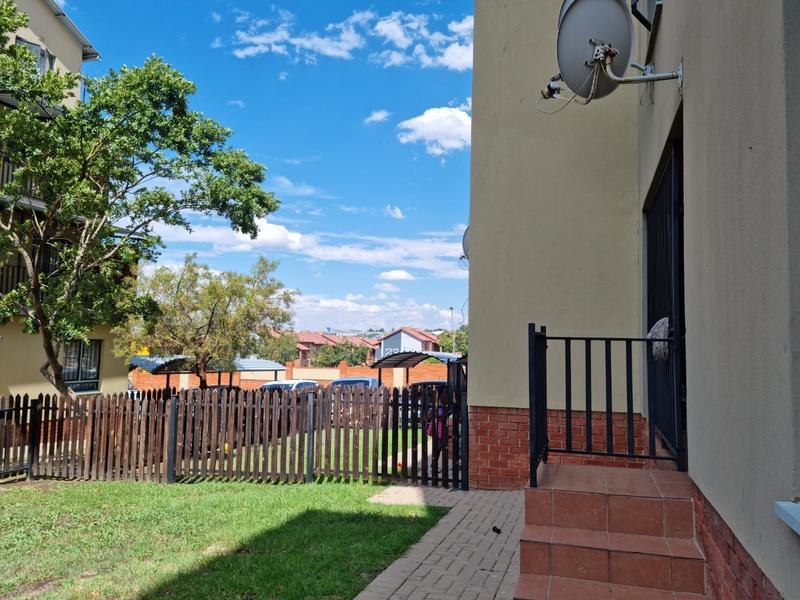 2 Bedroom Property for Sale in Carlswald Gauteng