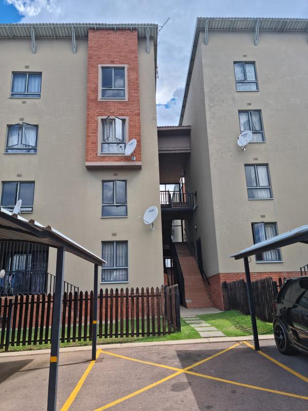 2 Bedroom Property for Sale in Carlswald Gauteng