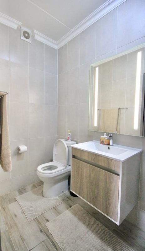 2 Bedroom Property for Sale in Carlswald Gauteng