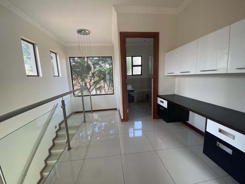 To Let 3 Bedroom Property for Rent in Sandown Gauteng