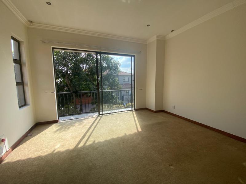 To Let 3 Bedroom Property for Rent in Sandown Gauteng