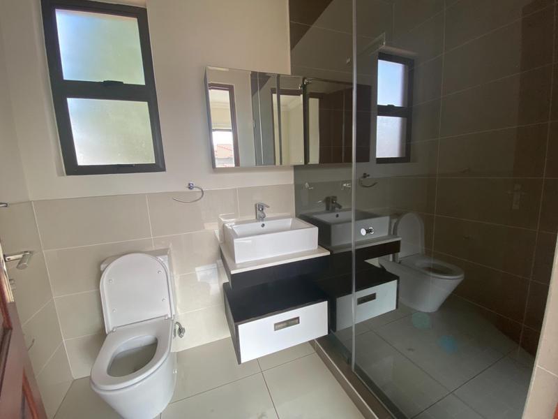 To Let 3 Bedroom Property for Rent in Sandown Gauteng