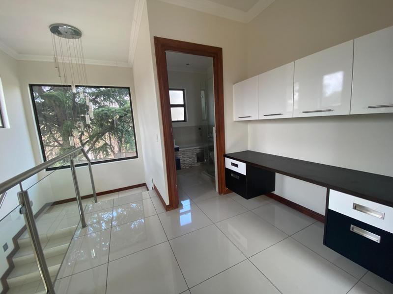 To Let 3 Bedroom Property for Rent in Sandown Gauteng