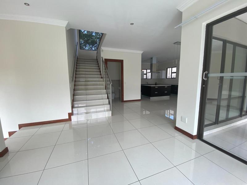 To Let 3 Bedroom Property for Rent in Sandown Gauteng