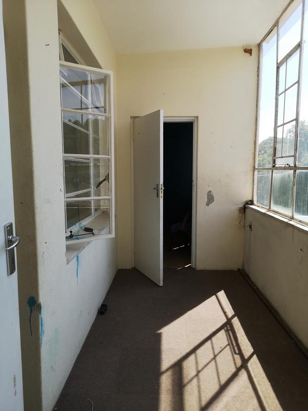 16 Bedroom Property for Sale in Observatory Gauteng