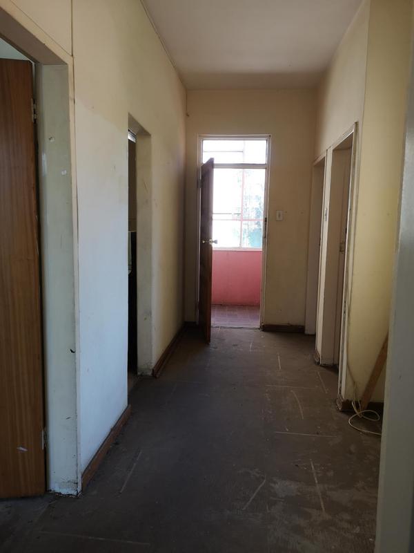 16 Bedroom Property for Sale in Observatory Gauteng