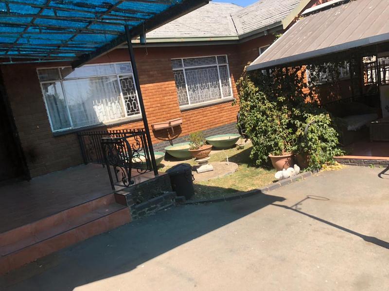 5 Bedroom Property for Sale in West Turffontein Gauteng