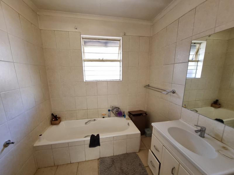 To Let 4 Bedroom Property for Rent in Lynnwood Ridge Gauteng