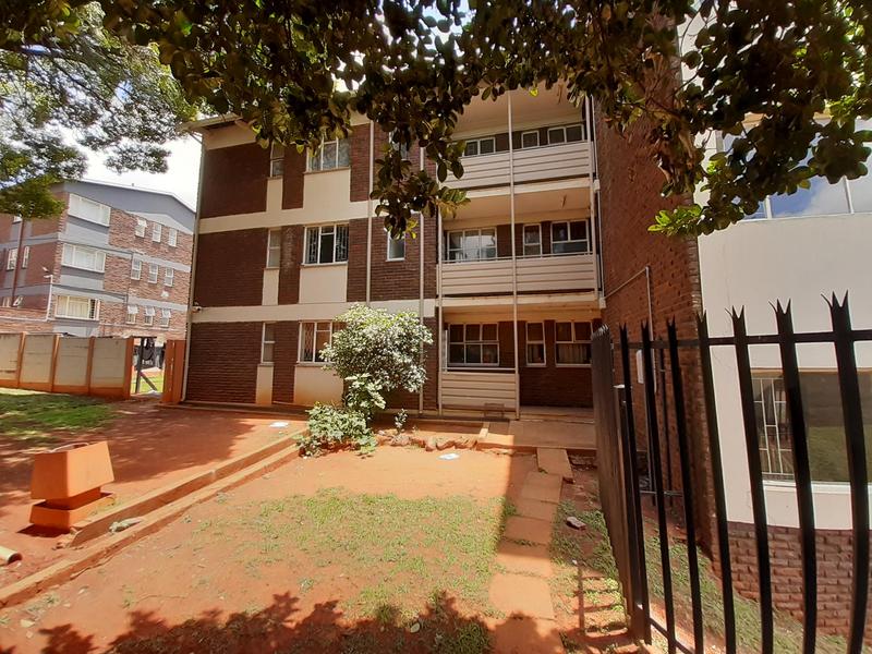 2 Bedroom Property for Sale in Rhodesfield Gauteng