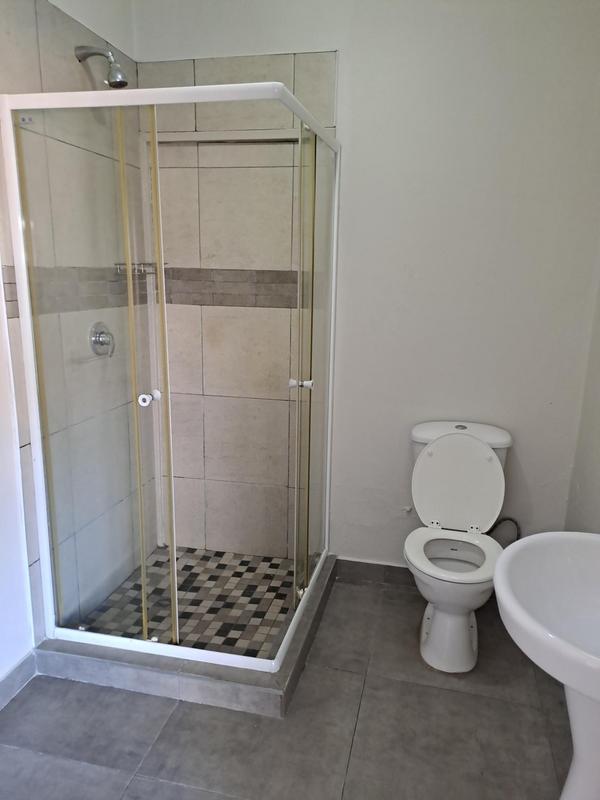 To Let 1 Bedroom Property for Rent in Linden Gauteng