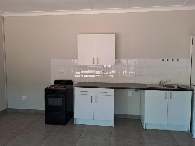 To Let 1 Bedroom Property for Rent in Linden Gauteng