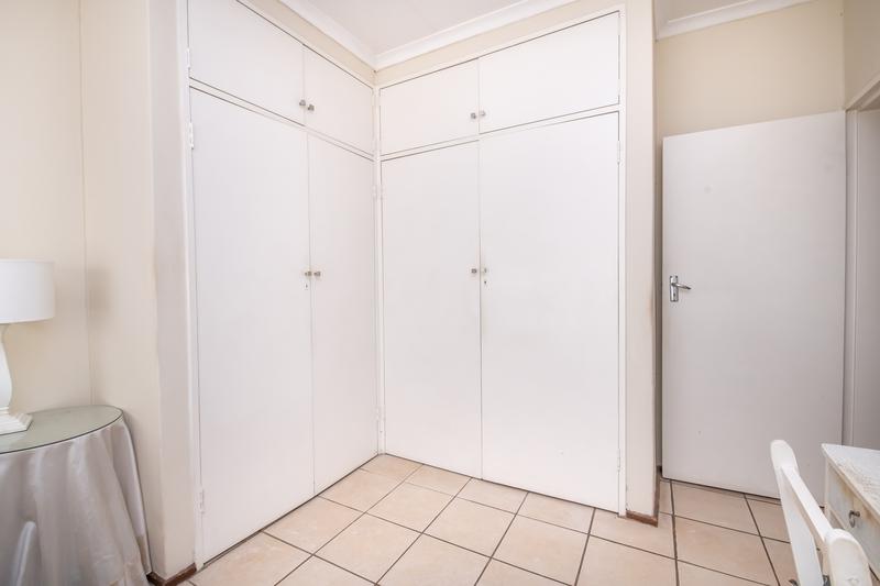 2 Bedroom Property for Sale in Eldoraigne Gauteng