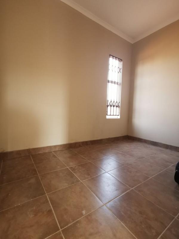 To Let 2 Bedroom Property for Rent in Protea Glen Gauteng