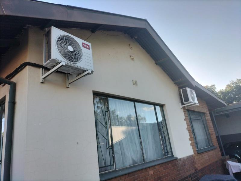 4 Bedroom Property for Sale in Pretoria Gardens Gauteng