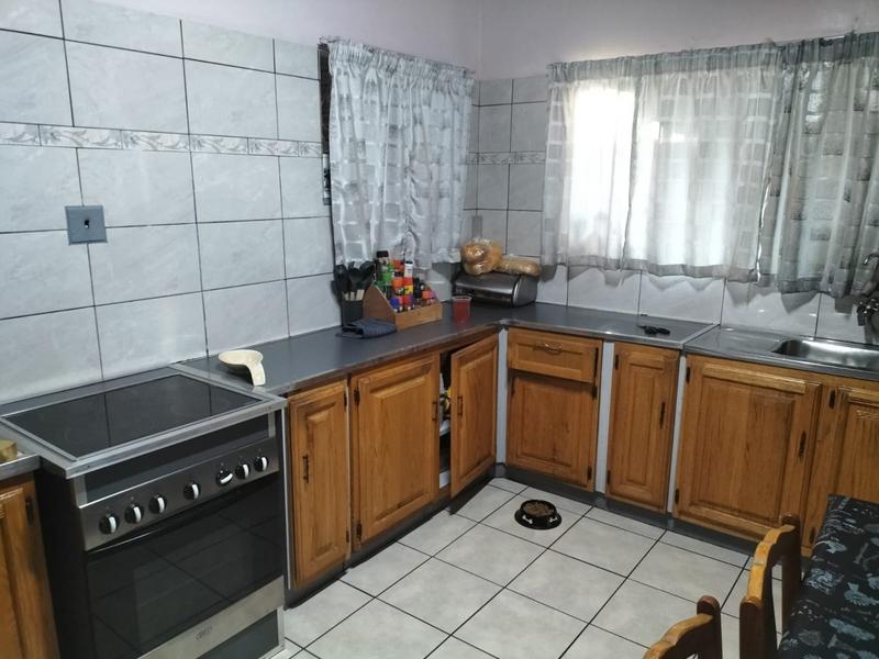 4 Bedroom Property for Sale in Pretoria Gardens Gauteng