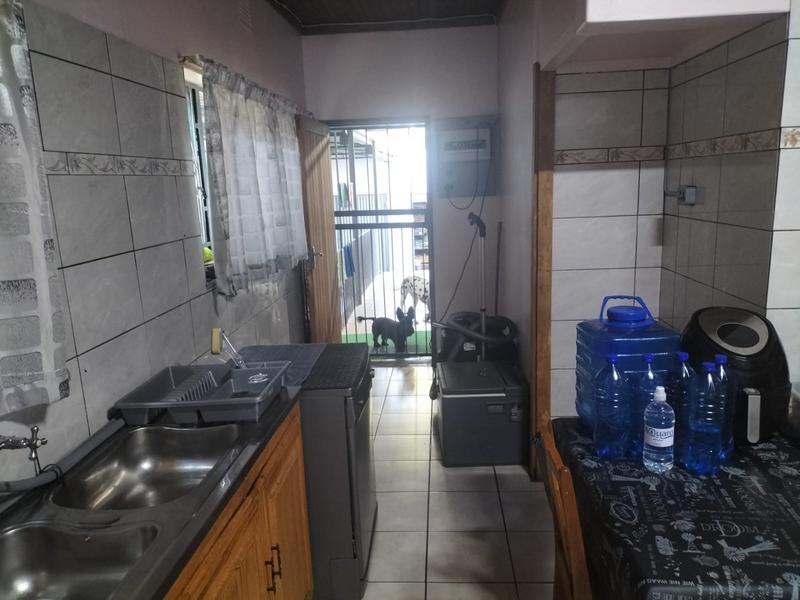 4 Bedroom Property for Sale in Pretoria Gardens Gauteng