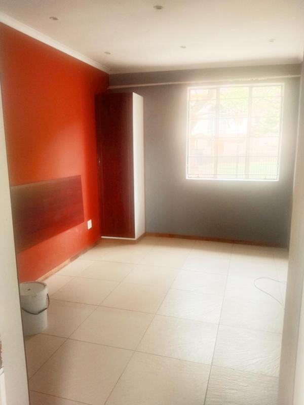 To Let 3 Bedroom Property for Rent in Albertville Gauteng