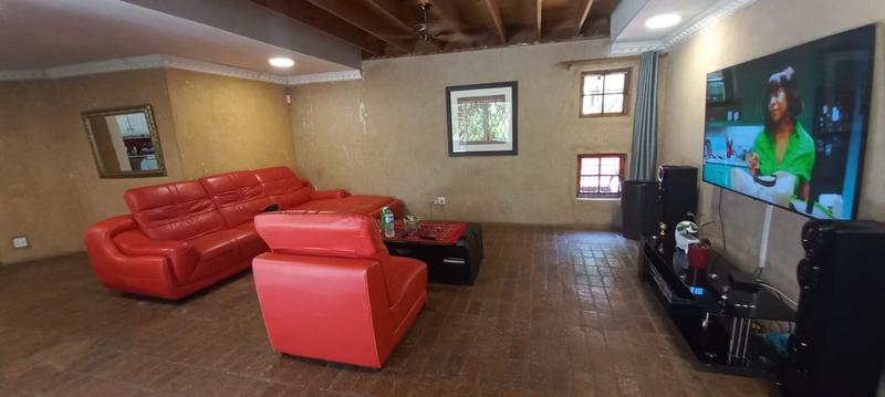 5 Bedroom Property for Sale in Bultfontein A H Gauteng