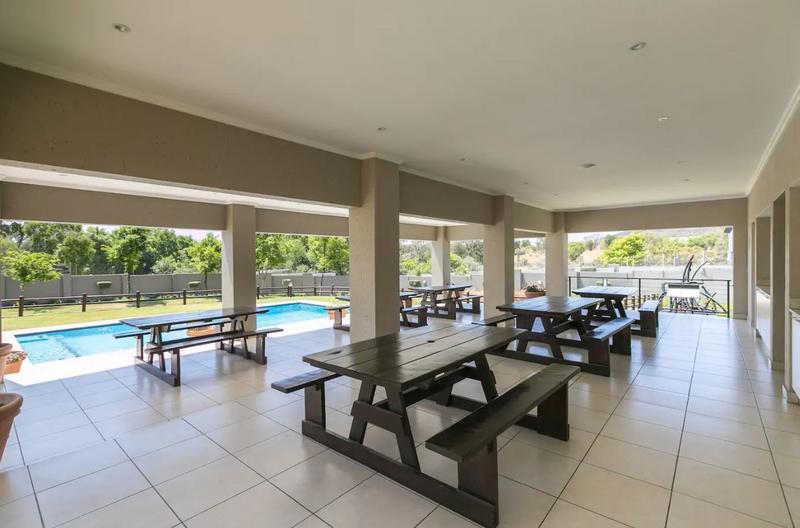 To Let 3 Bedroom Property for Rent in Lonehill Gauteng