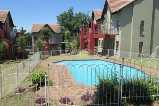 2 Bedroom Property for Sale in Ferndale Gauteng