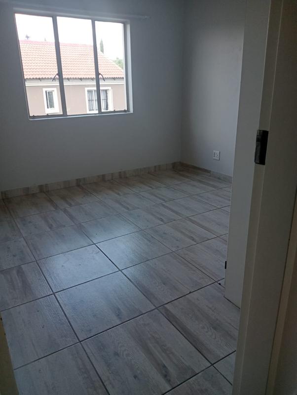 2 Bedroom Property for Sale in Halfway Gardens Gauteng