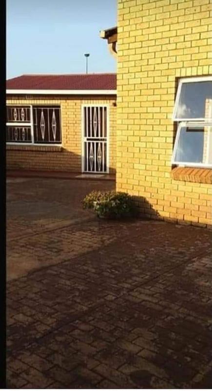 To Let 1 Bedroom Property for Rent in Mnisi Gauteng