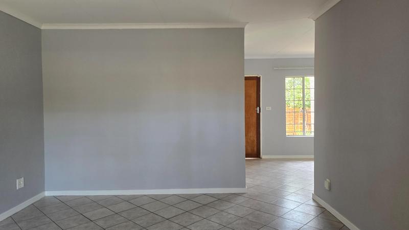 2 Bedroom Property for Sale in Die Wilgers Gauteng