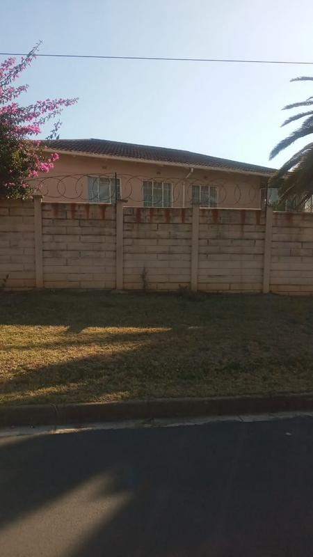 To Let 4 Bedroom Property for Rent in Primrose Gauteng