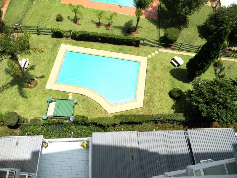 2 Bedroom Property for Sale in Bedford Gardens Gauteng