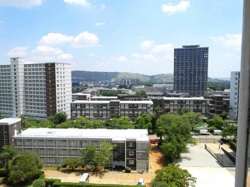 2 Bedroom Property for Sale in Bedford Gardens Gauteng