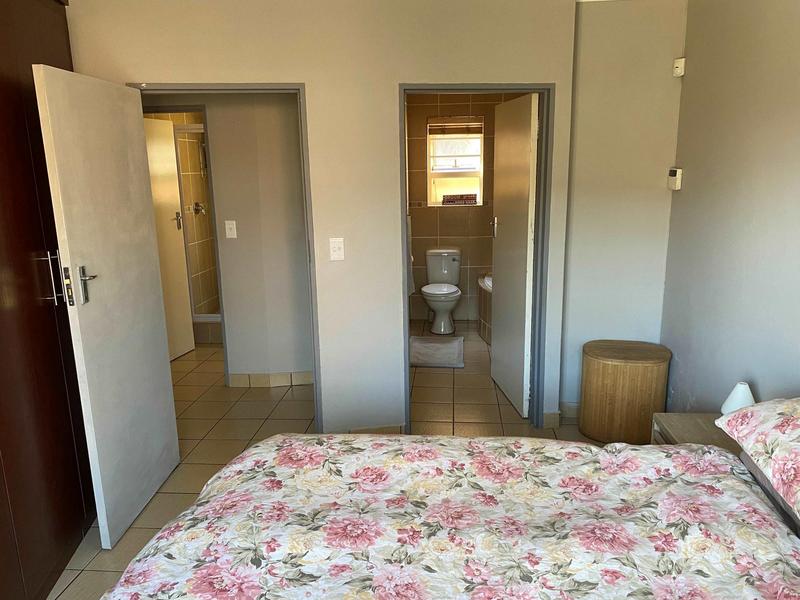 3 Bedroom Property for Sale in Glen Marais Gauteng