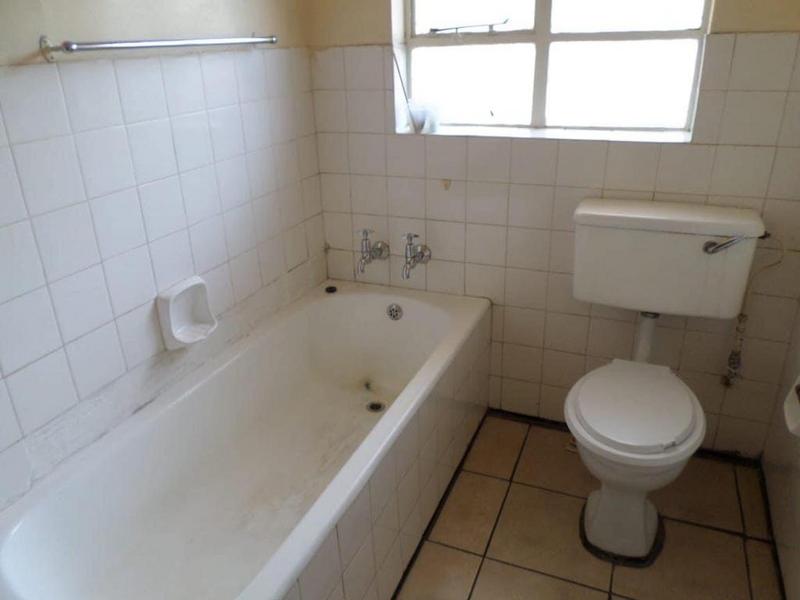 2 Bedroom Property for Sale in Germiston Central Gauteng