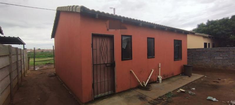 2 Bedroom Property for Sale in Daveyton Gauteng