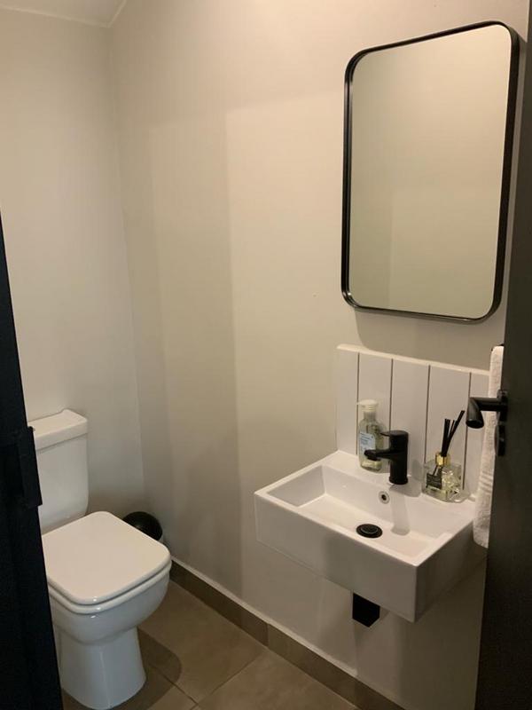 2 Bedroom Property for Sale in Sandown Gauteng