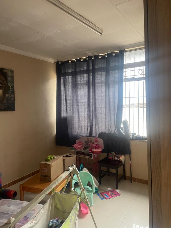 9 Bedroom Property for Sale in Erasmia Gauteng