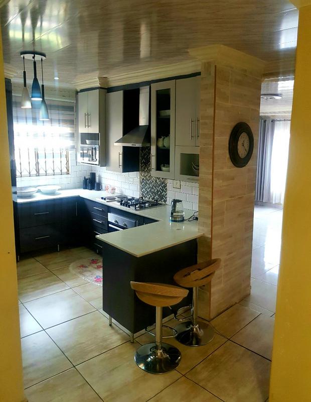 3 Bedroom Property for Sale in Kirkney Gauteng