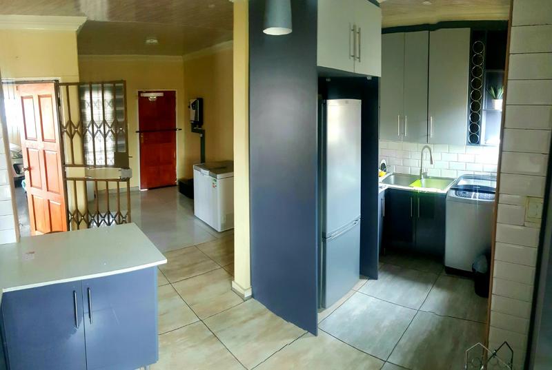 3 Bedroom Property for Sale in Kirkney Gauteng