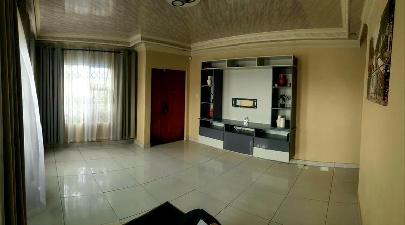 3 Bedroom Property for Sale in Kirkney Gauteng