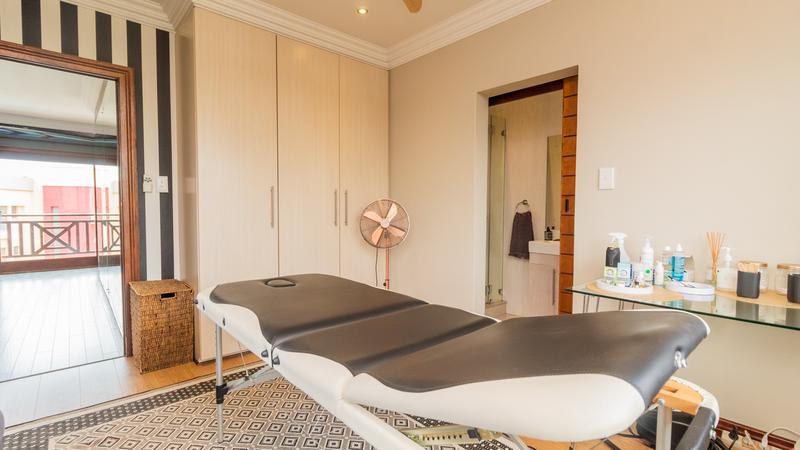 5 Bedroom Property for Sale in Midlands Estate Gauteng
