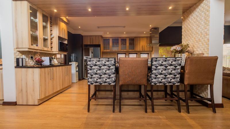 5 Bedroom Property for Sale in Midlands Estate Gauteng
