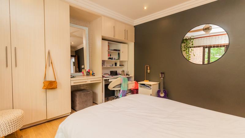 5 Bedroom Property for Sale in Midlands Estate Gauteng