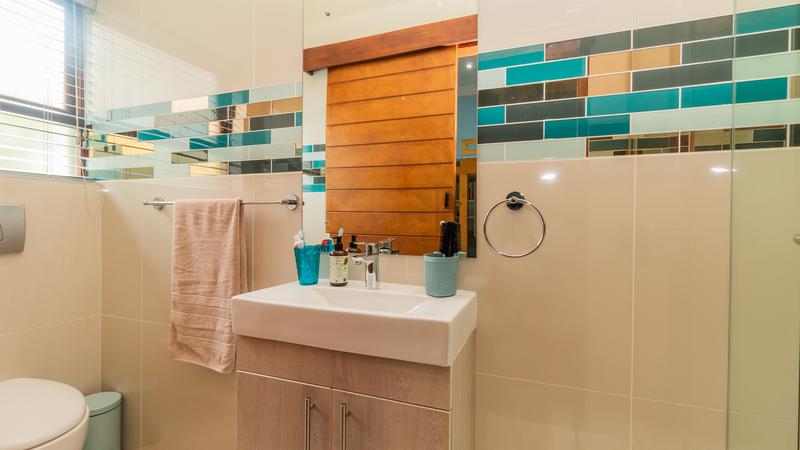 5 Bedroom Property for Sale in Midlands Estate Gauteng